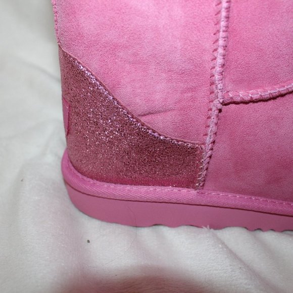 NIB UGG CLASSIC SHORT SUEDE GLITZ BOOTS PINK YOUTH 5 6 WOMEN'S 7 8 - Picture 7 of 8